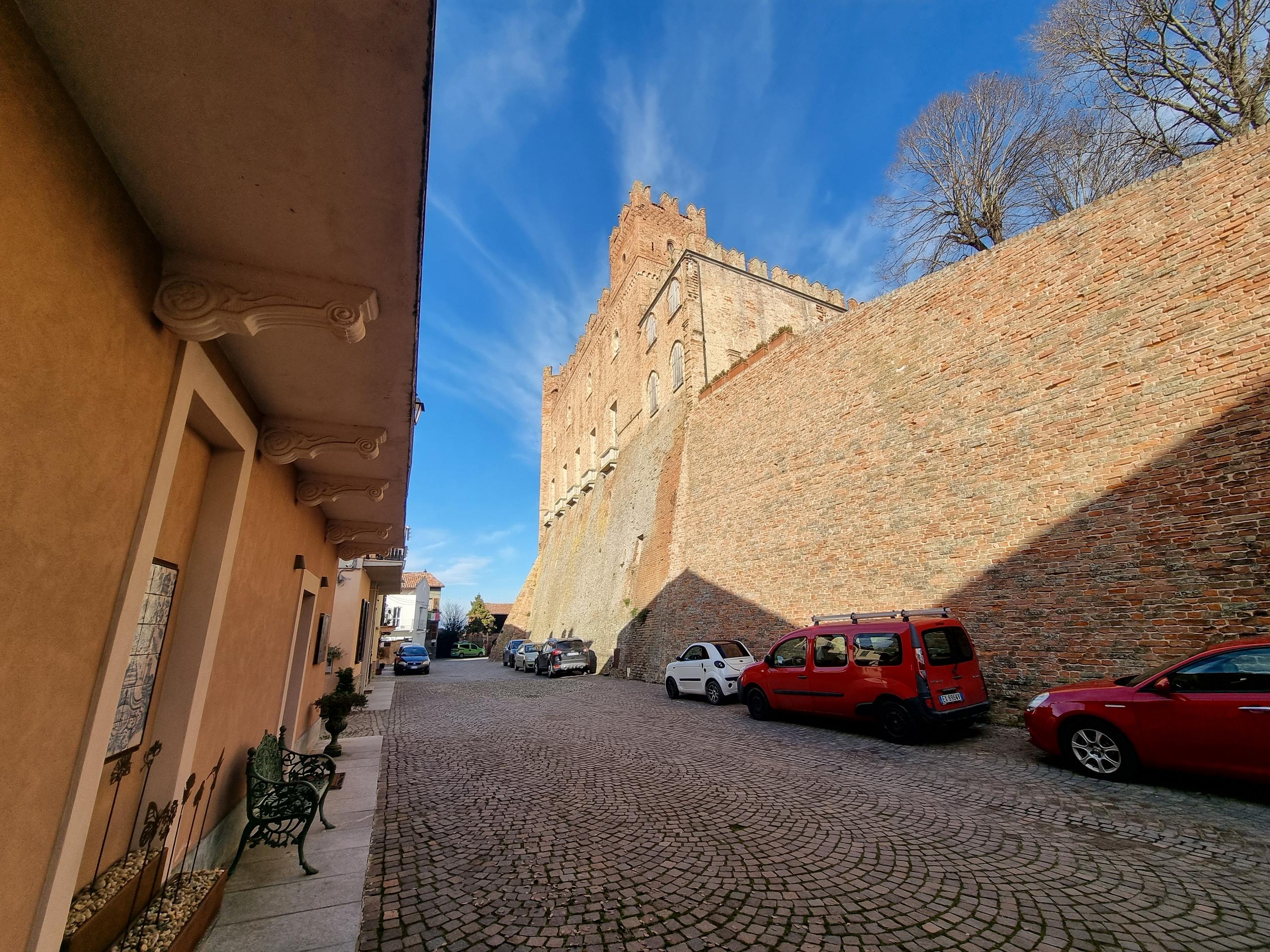 Piazza Umberto I e Via Castello