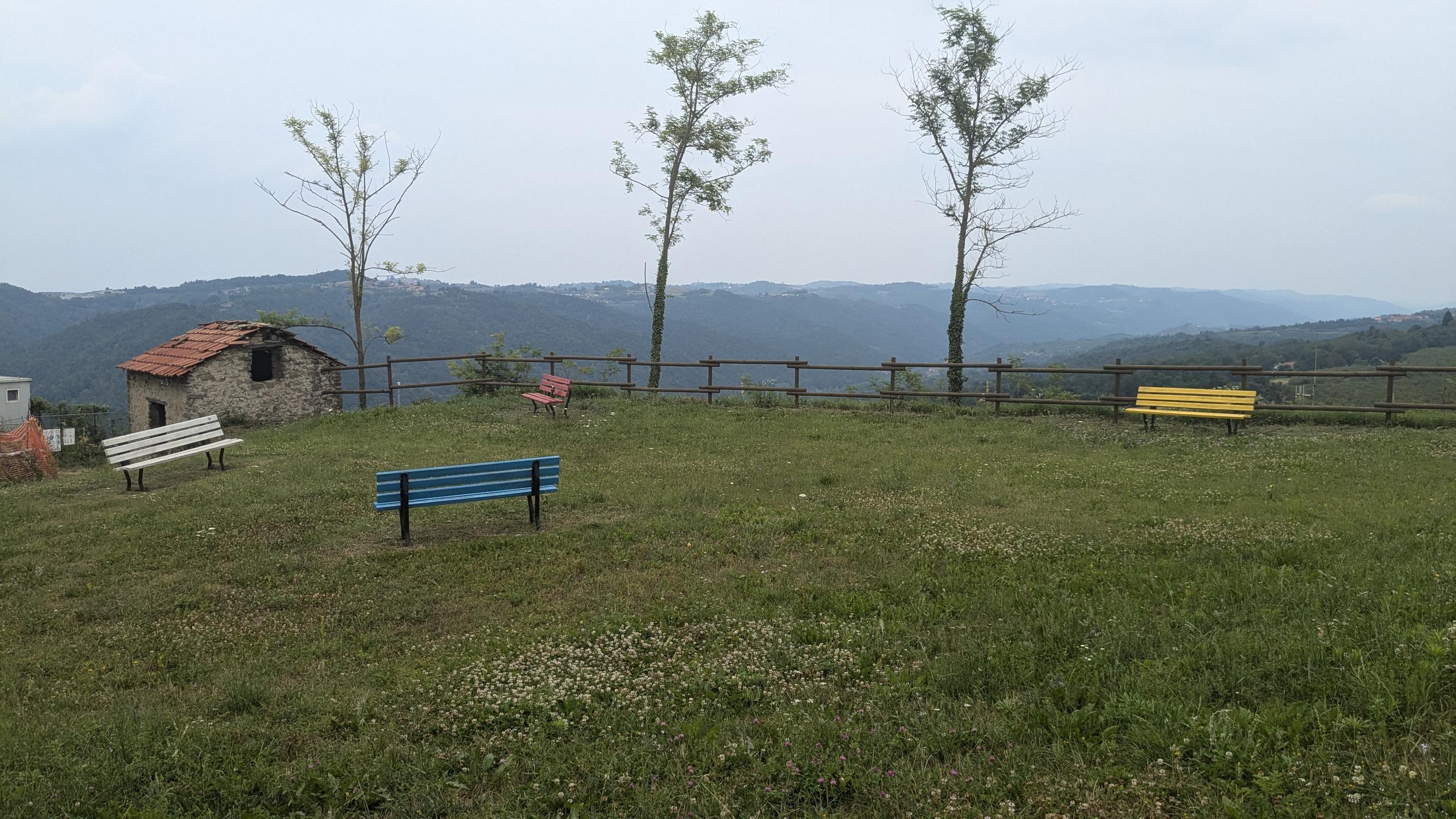 Area panoramica - ruderi del castello