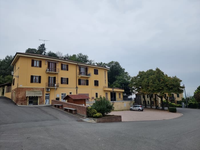 Photo of Via Cesare Battisti e Piazza Regina Margherita in Frassinello Monferrato