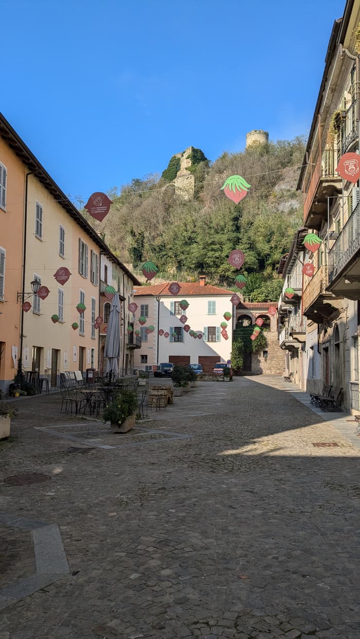 Photo of Piazza Oscar Molinari in Cortemilia