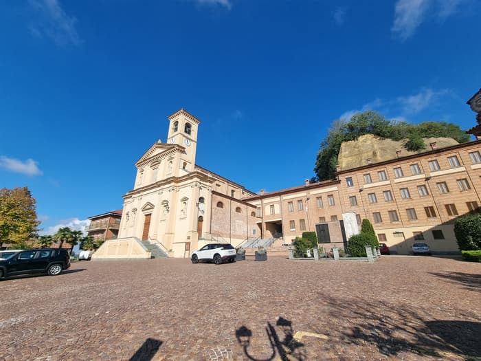 Foto di Chiesa di San Bernardino a Vezza d'Alba