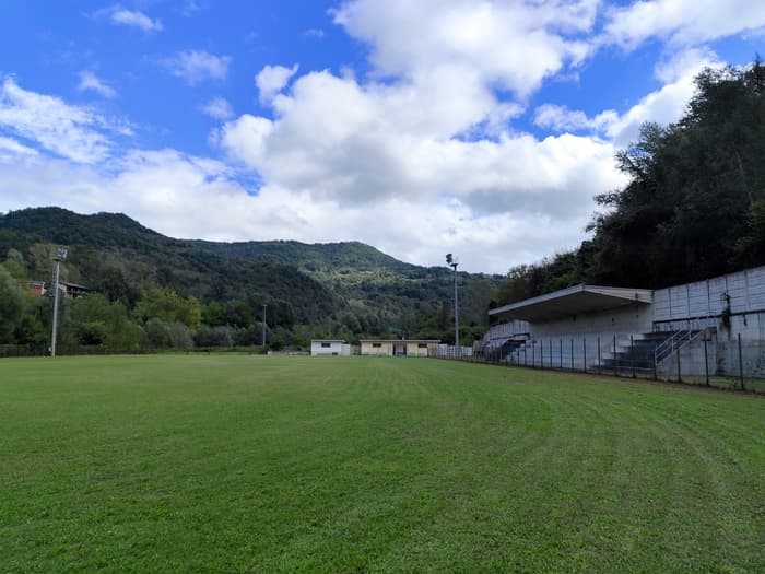 Foto di Campo sportivo a Camerana