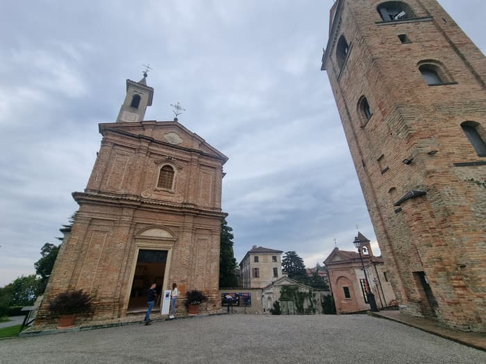 Foto di Palazzo Scarampi a Monforte d'Alba